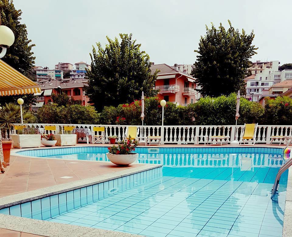 Hotel Arcobaleno Celle Ligure Luaran gambar